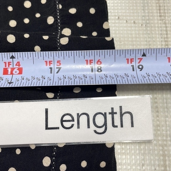 Max Studio Skirt Black White Polka Dots Full Short Size Small - Picture 9 of 13